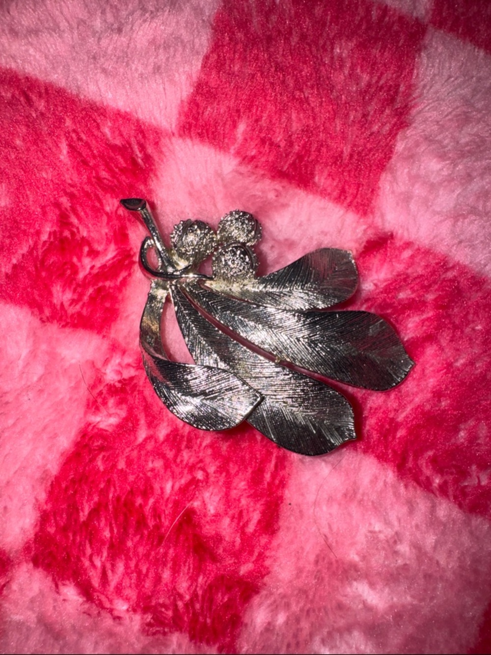 Vintage Silver Leaf Cluster Brooch - Elegant Women’s Jewelry
